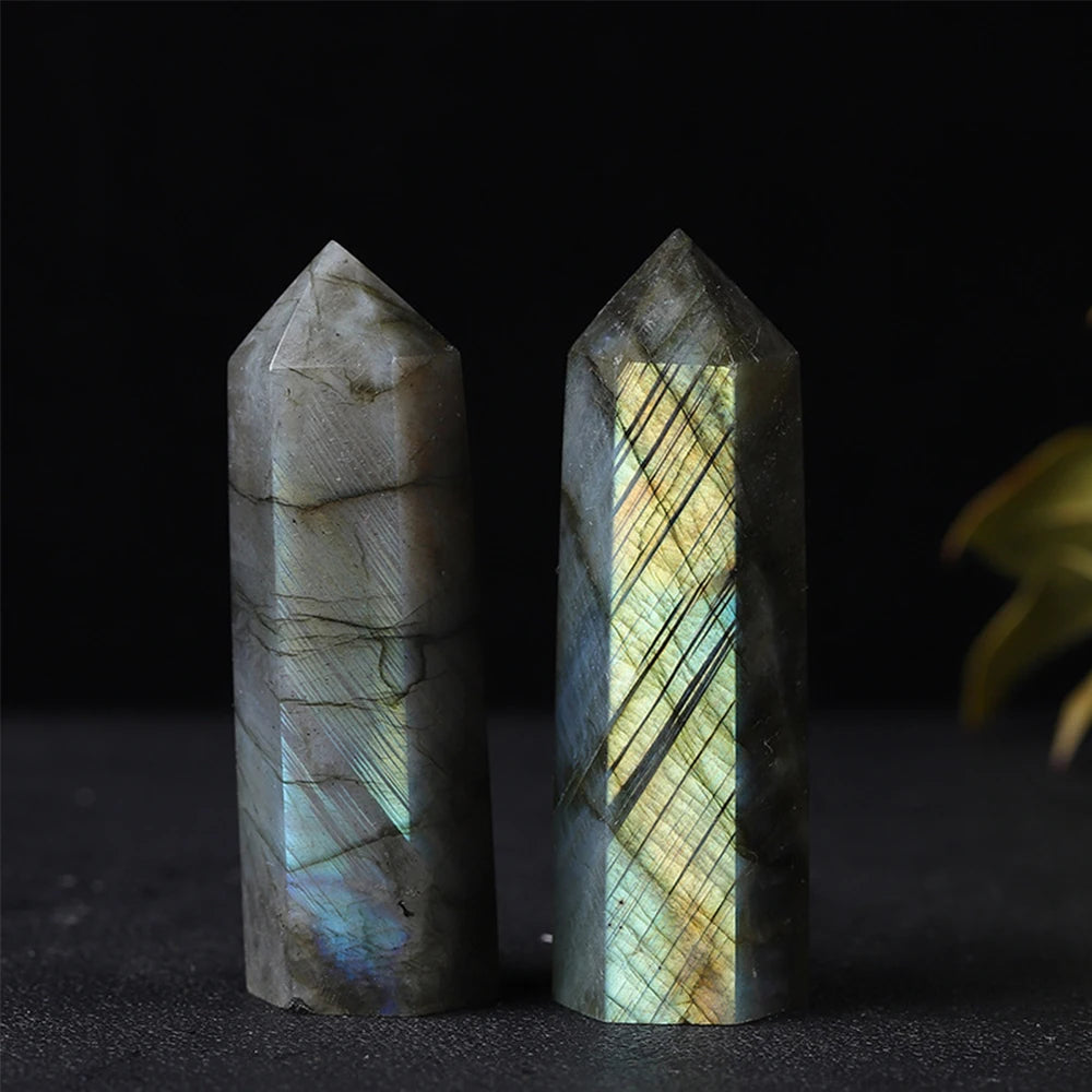 Natural Single-Point Crystal Column