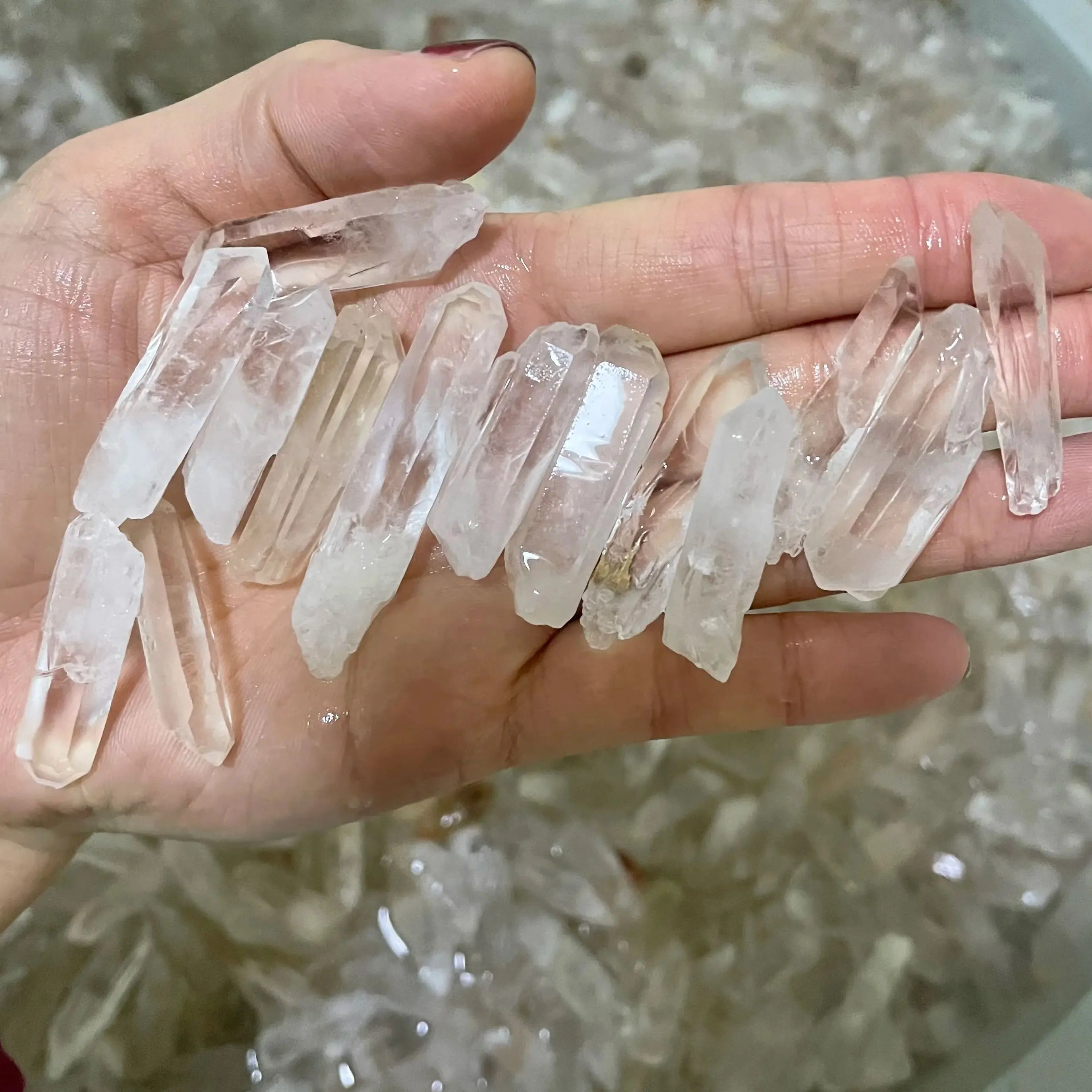 1000g Natural Clear Quartz Crystal – Healing Point Wand & Mineral Specimen