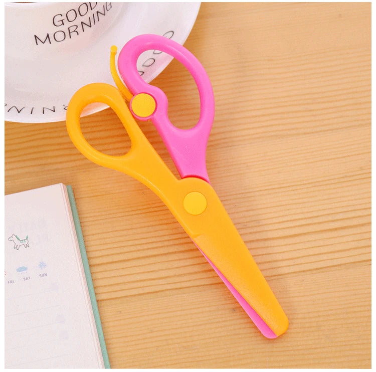 Mini Safety Scissors 137mm – Kids Paper Cutting Tool for School