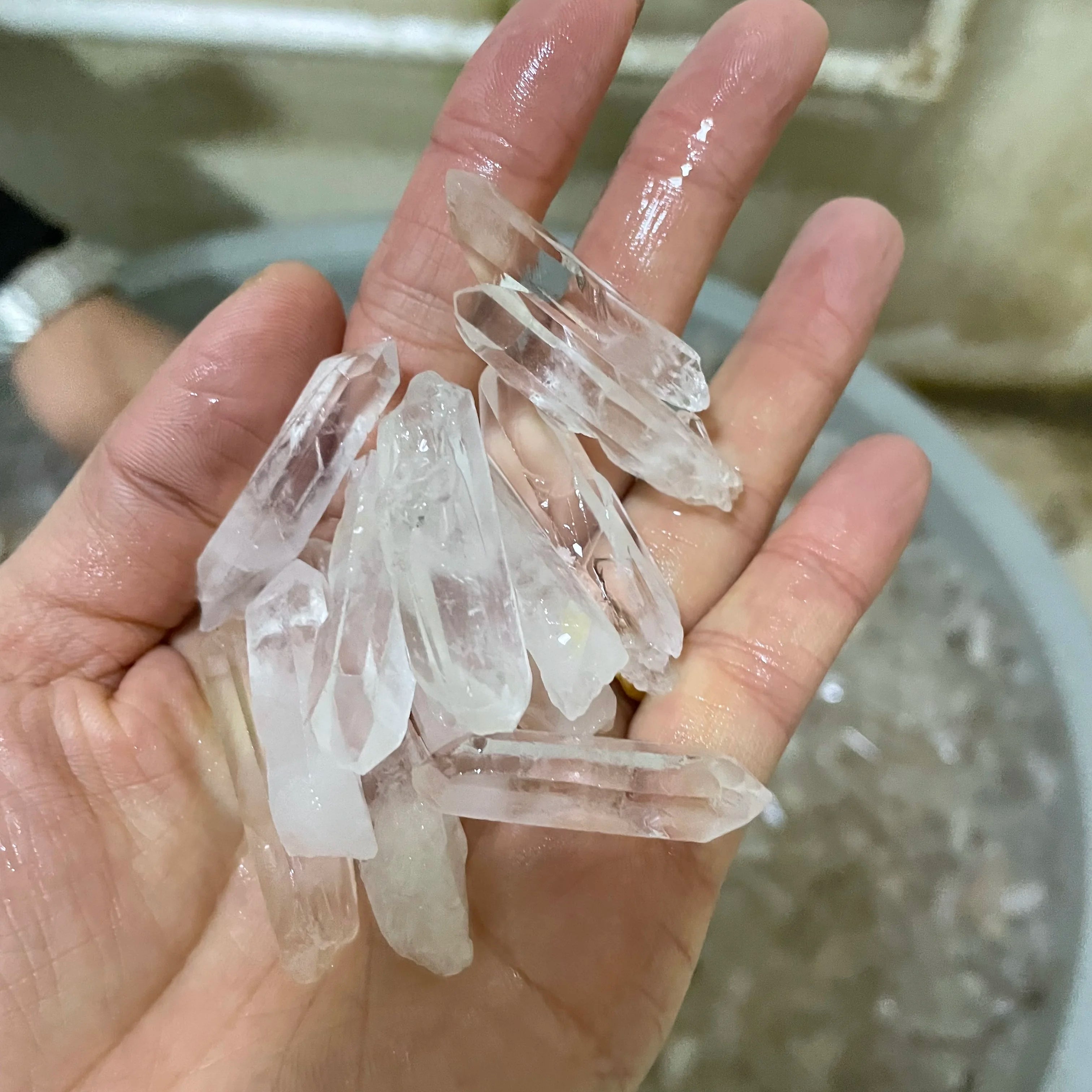 1000g Natural Clear Quartz Crystal – Healing Point Wand & Mineral Specimen