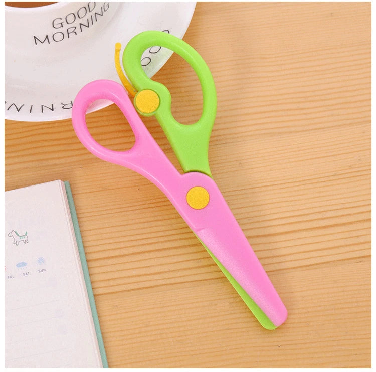 Mini Safety Scissors 137mm – Kids Paper Cutting Tool for School